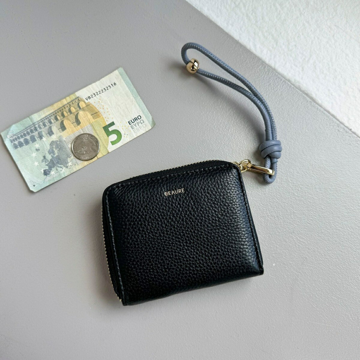 楽天丸井（マルイ）楽天市場店【WEB限定】【BEAURE/ビュレ】レザーストラップウォレット M／フレディエミュ（fredy emue）