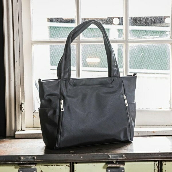 ＜人間工学＞撥水A4トート／イッツデモ（ITS'DEMO）