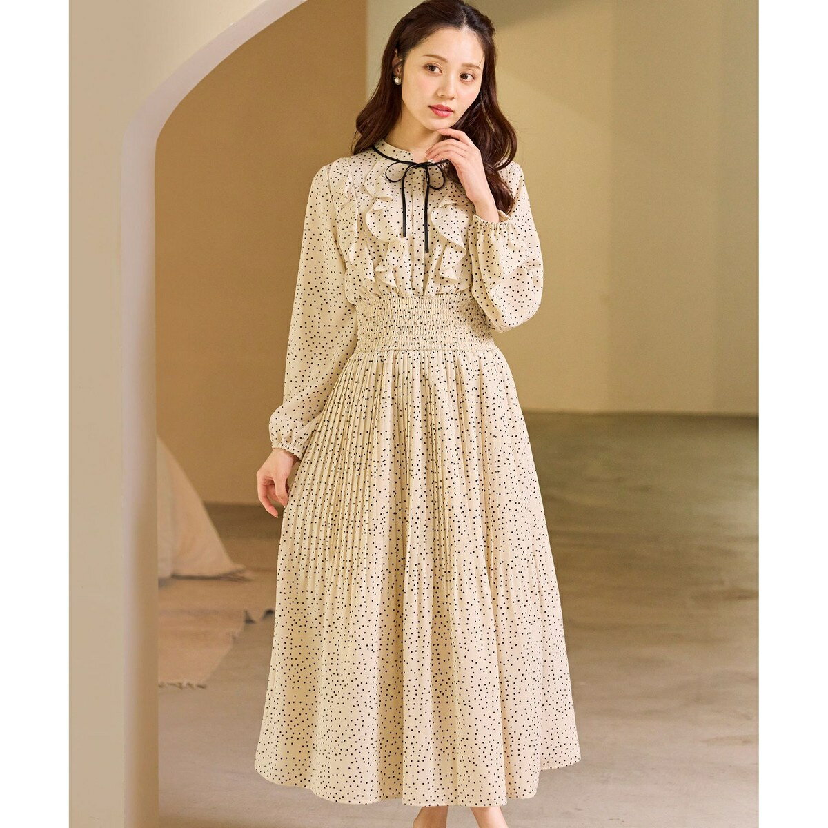 ウエストシャーリングラッフル ワンピース／フェルウ（Feroux）