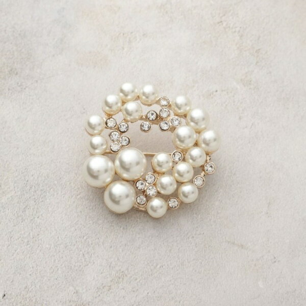 フェイクパール×ビジュー ラウンドブローチ／オペークドットクリップ（OPAQUE.CLIP）