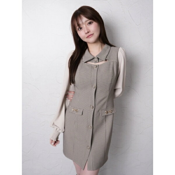 デコルテオープンクラシカルワンピース／リップサービス（LIPSERVICE）