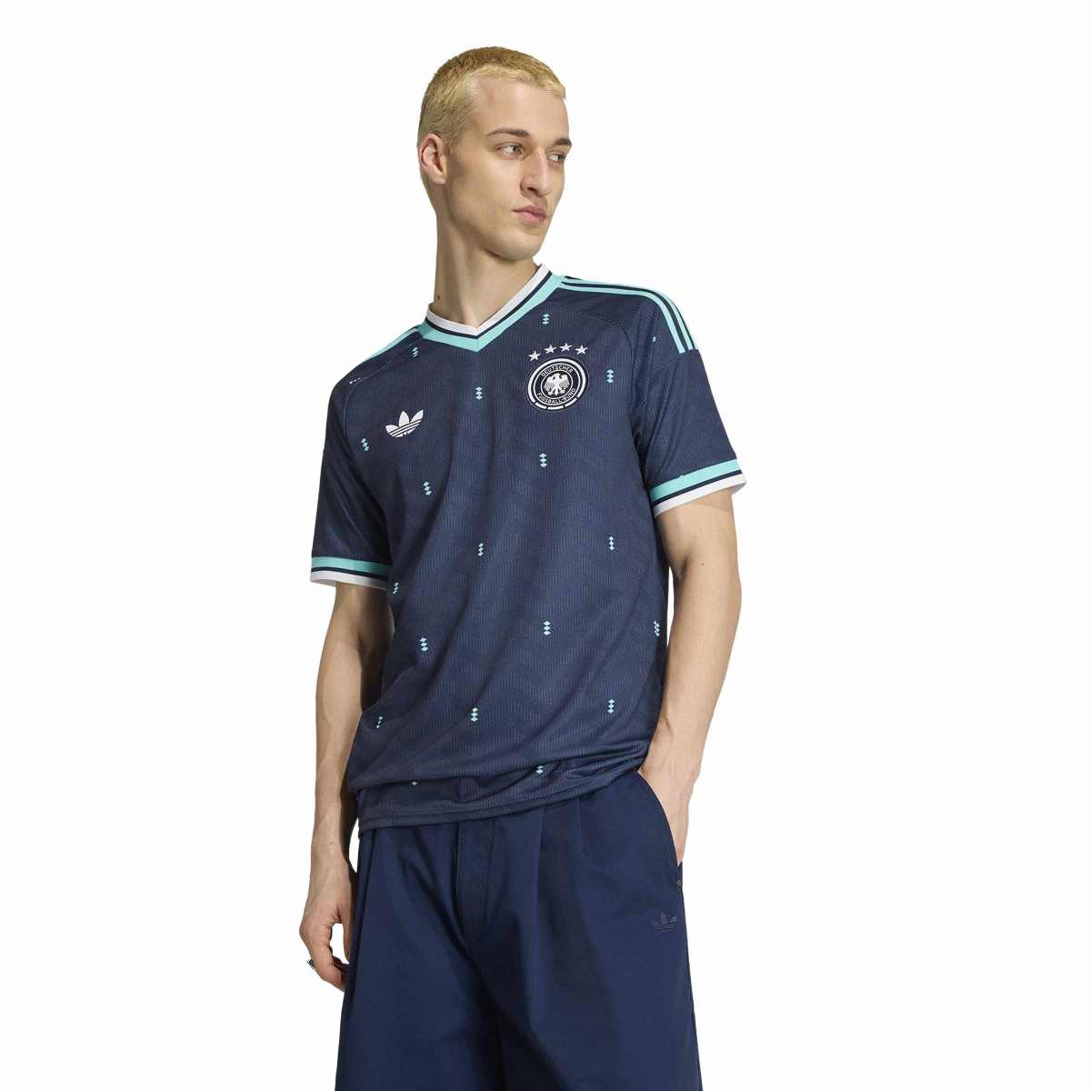 ドイツ代表 26 アウェイ レプリカ ユニフォーム／アディダス（adidas）