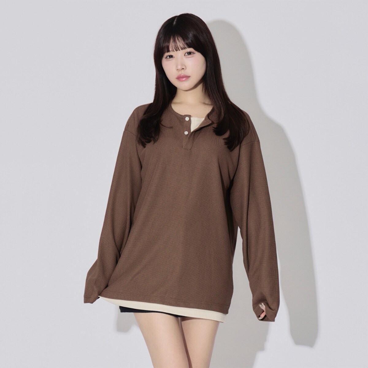 ヘンリーネックサーマルロングスリーブTシャツ レイヤードトップス／アリュリングチャーム（ALLuRing ChaRm）