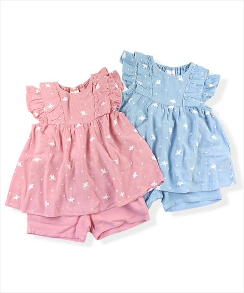 [型番:18343068]SKAPE(エスケープ）は女の子の好き！を集めたキュートなデザイン。肩フリルにユニコーン総柄が可愛いTシャツとパンツのセットアイテムです。セットで着ればバランスのとれたコーデが簡単に完成！別々にお手持ちのアイテムと組み合わせていただくこともできるので、様々なコーディネートをお楽しめます。サイズはベビーサイズからキッズサイズまで取り揃えております。■カラー：ピンク、サックス(上)着丈52(下)股上23股下7※(　)で表記されている数字はヌードサイズです。ヌードサイズとは衣服を身につけない身体のサイズです。お客様ご自身の身体サイズと比較してお選びください。 ■素材： レーヨン 92％　麻 6％　再生繊維(セルロース) 1％　綿 1％ ■お手入： &nbsp;&nbsp;>>商品のお取り扱い方法 ■原産国： 中国製ユニコーンセットアップ／シ・シュ・ノン（Si Shu Non）ピンクサックス画面上と実物では、多少色具合が異なって見える場合がございます。