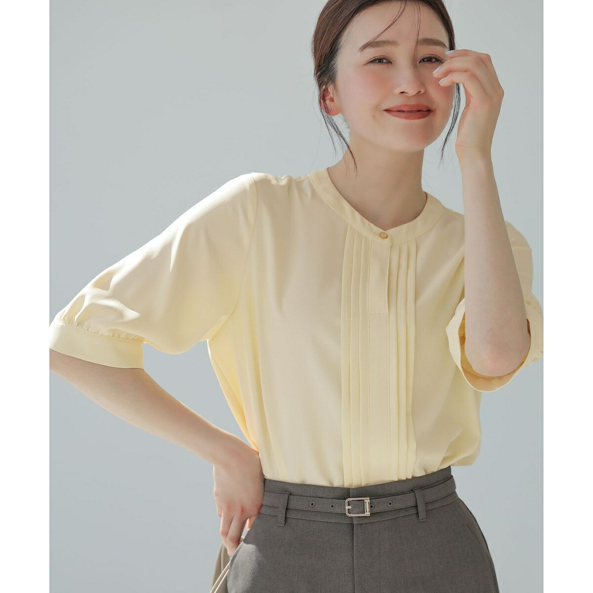 【BEIGE,】バンドカラー 長袖 ブラウス タック とろみ ブルー 2 近年 楽天市場】バンドカラーフロントタックブラウスの通販