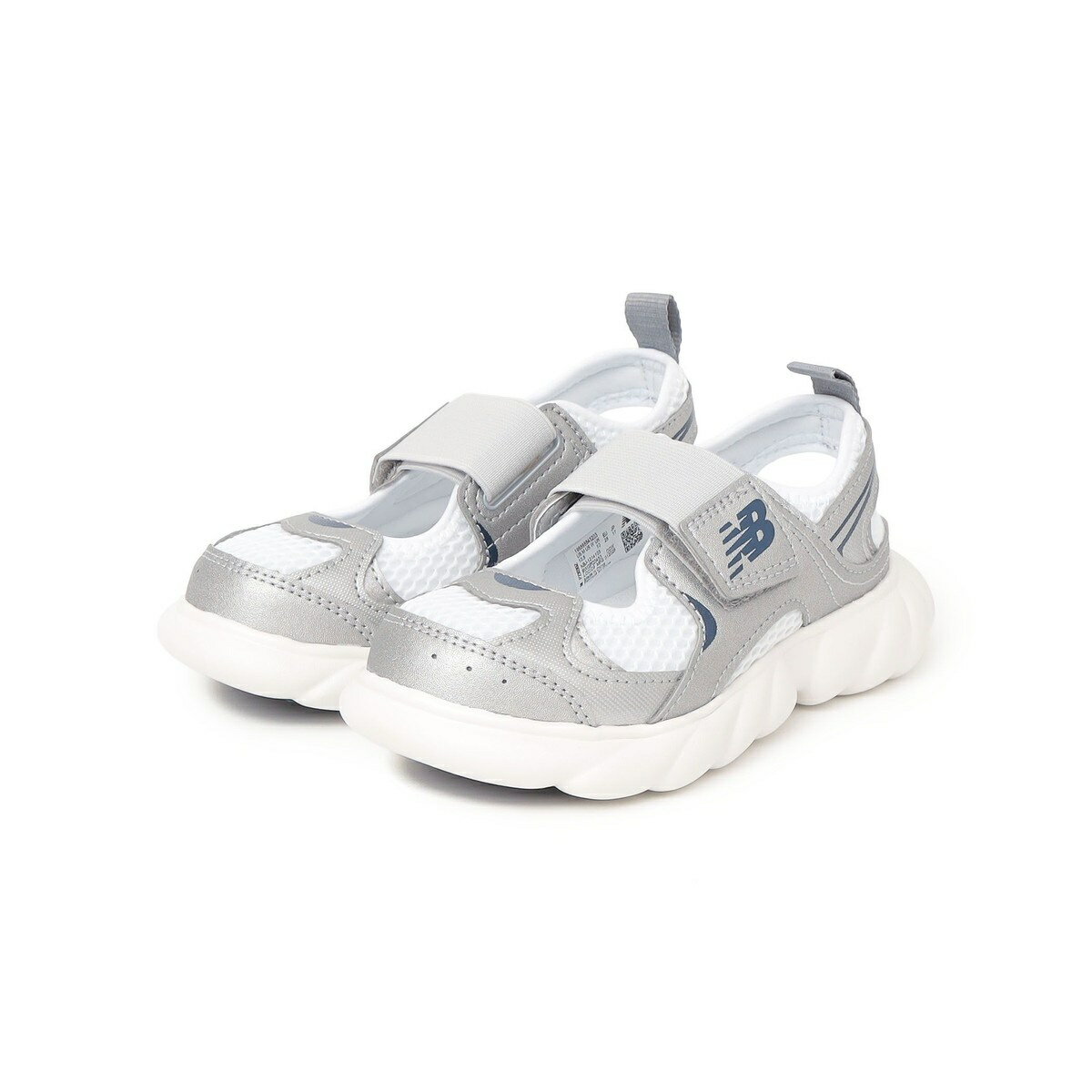 新品タグ付き　 New Balance サンダル 18cm SILVER 楽天市場】ニューバランス サンダル（カラーシルバー）（キッズ