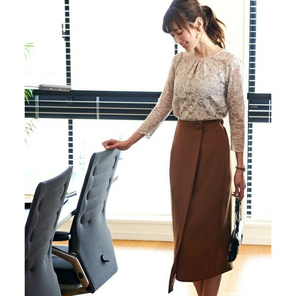 スカラップレースブラウス／ルイルエブティック（RUIRUE BOUTIQUE）のサムネイル