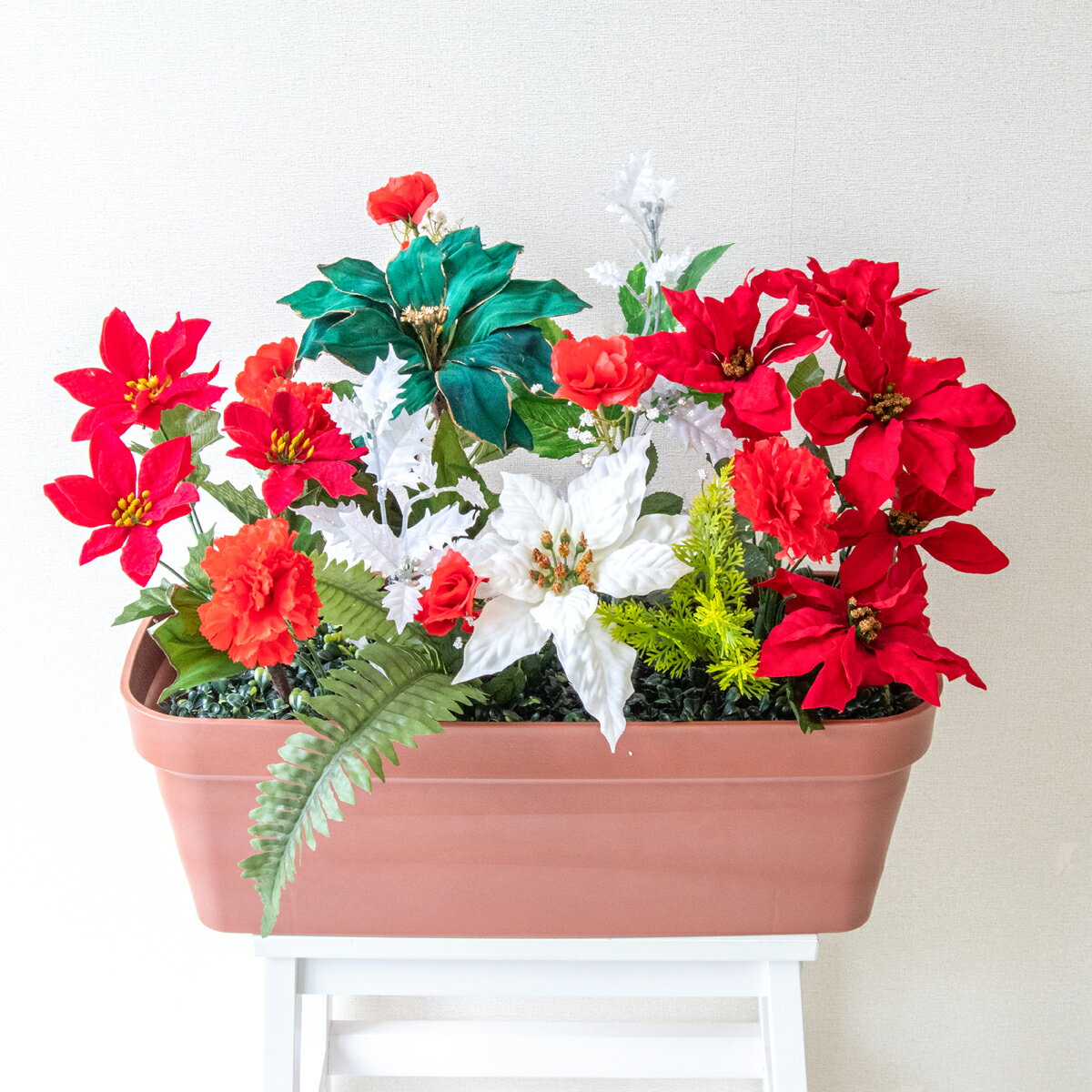 造花プランター フラワープランター フラワーアレンジメント フェイクグリーン 店舗装飾 ディスプレイ パチンコ店 工事現場 住宅展示場 モデルハウス ショールーム 冬装飾 クリスマス マルチカラー/PF692-LB 造花プランター(ポインセチア・ひいらぎ):Aプ