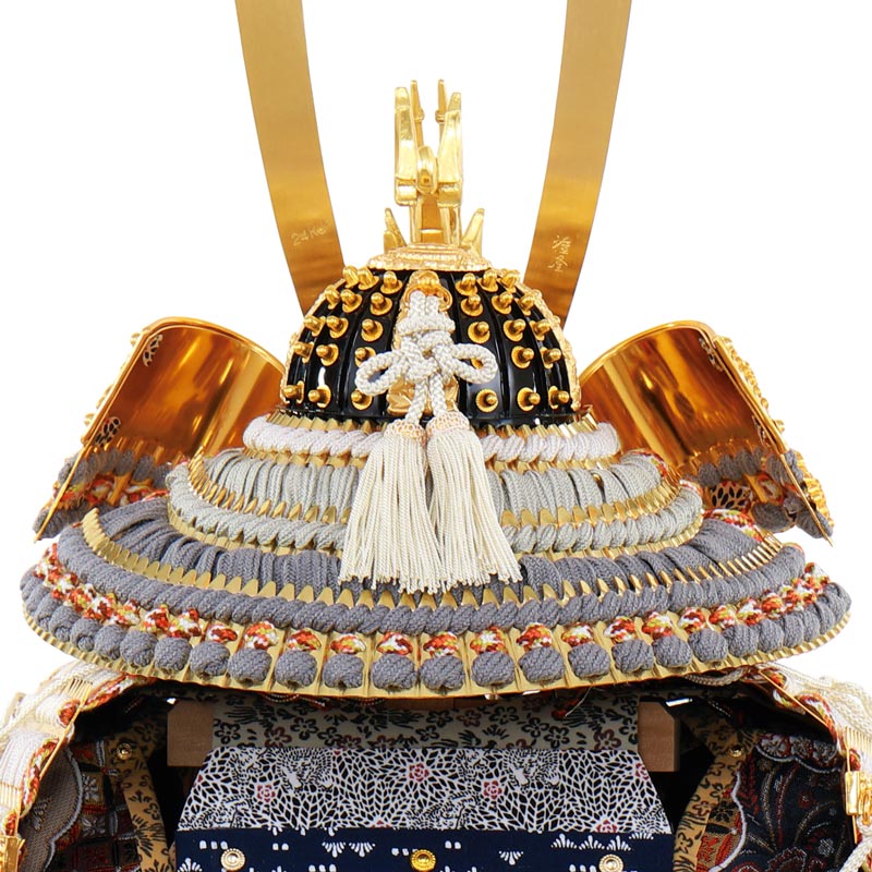 五月人形 鎧平飾り 鎧飾り 雅峰作 大鎧 金箔押小札 正絹 色々段 五月人形 鎧平飾り 鎧飾り 雅峰作 大鎧 金箔押小札 正絹 色々段