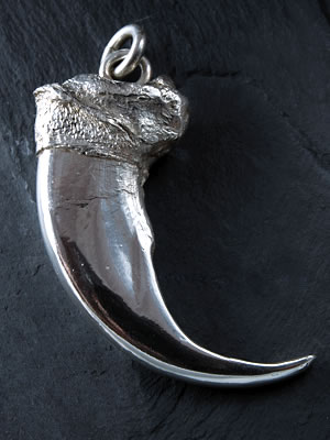 ポイント2倍!!ファーストアローズ FIRST ARROWSベアクロー ペンダントヘッド (XLサイズ) ※通販 動画 アメカジ バイカー シルバー950 ハンドメイド ネイティブ ペンダントトップ SV950 p-303