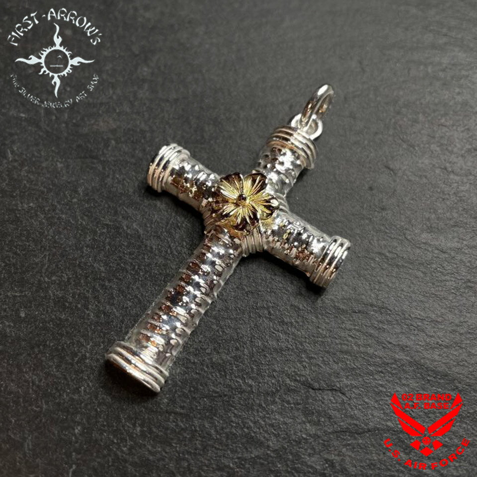 ポイント2倍!!ファーストアローズ K18フラワー付 ブランチクロス Mサイズ ペンダントトップ FIRST ARROWS p-790