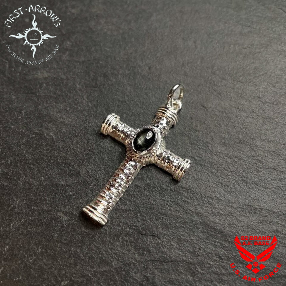 ポイント2倍!!ファーストアローズ ブラックスター付 ブランチクロス Sサイズ ペンダントトップ FIRST A..