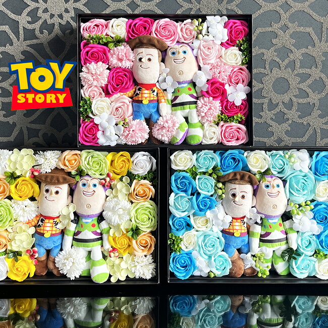 【電報 結婚式 トイストーリー】ディズニー 電報 祝電 結婚祝い ぬいぐるみ 花 ウェルカムドール フラワーギフト トイ・ストーリー ウッディ バズ ソープフラワー 薔薇 バラ 花 おしゃれ プレゼント ギフト 枯れないお花 花束 フラワーアレンジメント お祝い　プレゼント