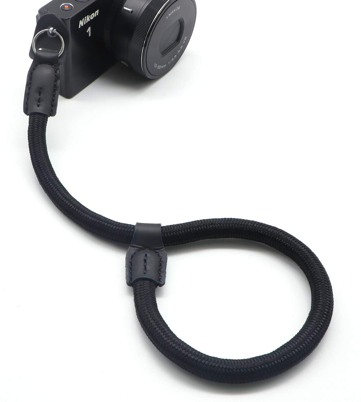 INPON ハンドストラップ 金属リング/リングカバー付き ブラック 線径8mm