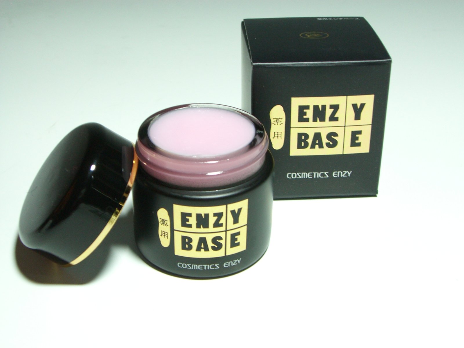 【送料無料】薬用エンチベース 40g