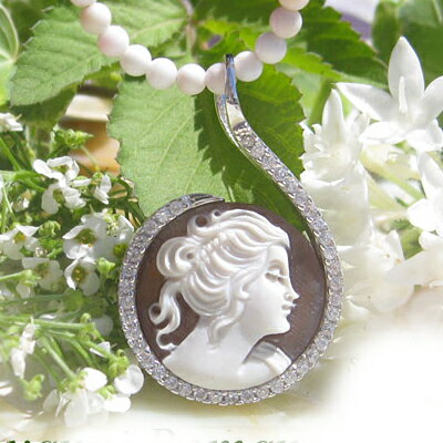 Giovanni Romano作 サードニクスシェル カメオジルコニア SILVERペンダント トップ【美しい女性】