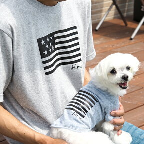 【フラッグペアTシャツ】小型犬【S-XLサイズ】 送料無料 犬 飼い主 お揃い ペアルック Tシャツ 名入れ 名前入り 半袖 春夏 コーデ お揃いコーデ リンクコーデ ドッグウェア ペット 誕生日プレゼント ギフト 贈り物 犬 好き プレゼント 誕生日