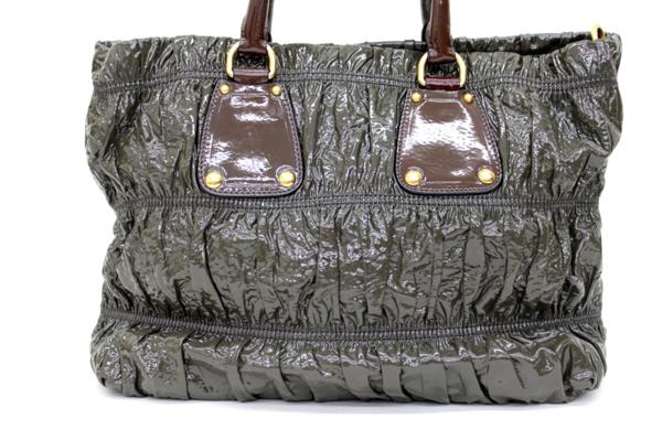 【PRADA】プラダ エナメル ハンドバッグ カーキ G金具【中古】