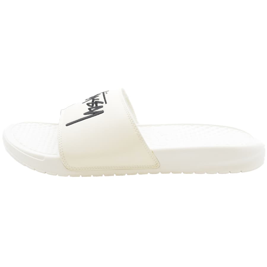 NIKE ナイキ STUSSY X BENASSI 039 SAIL 039 ステューシー× ベナッシ スライド サンダル セイル メンズ レディース スニーカー SAIL/BLACK DC5239-100【限定完売モデル】