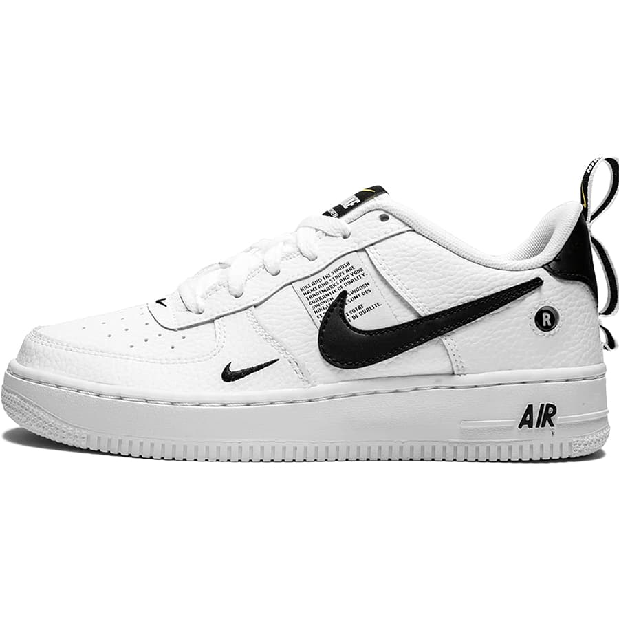 楽天Tens clothingNIKE ナイキ GS AIR FORCE 1 LV8 UTILITY 'OVERBRANDING' キッズサイズモデル エア フォース 1 LV8 ユーティリティ 'オーバーブランディング' キッズ レディース スニーカー WHITE/BLACK-TOUR YELLOW-WHITE AR1708-100【海外展開 日本未入荷】