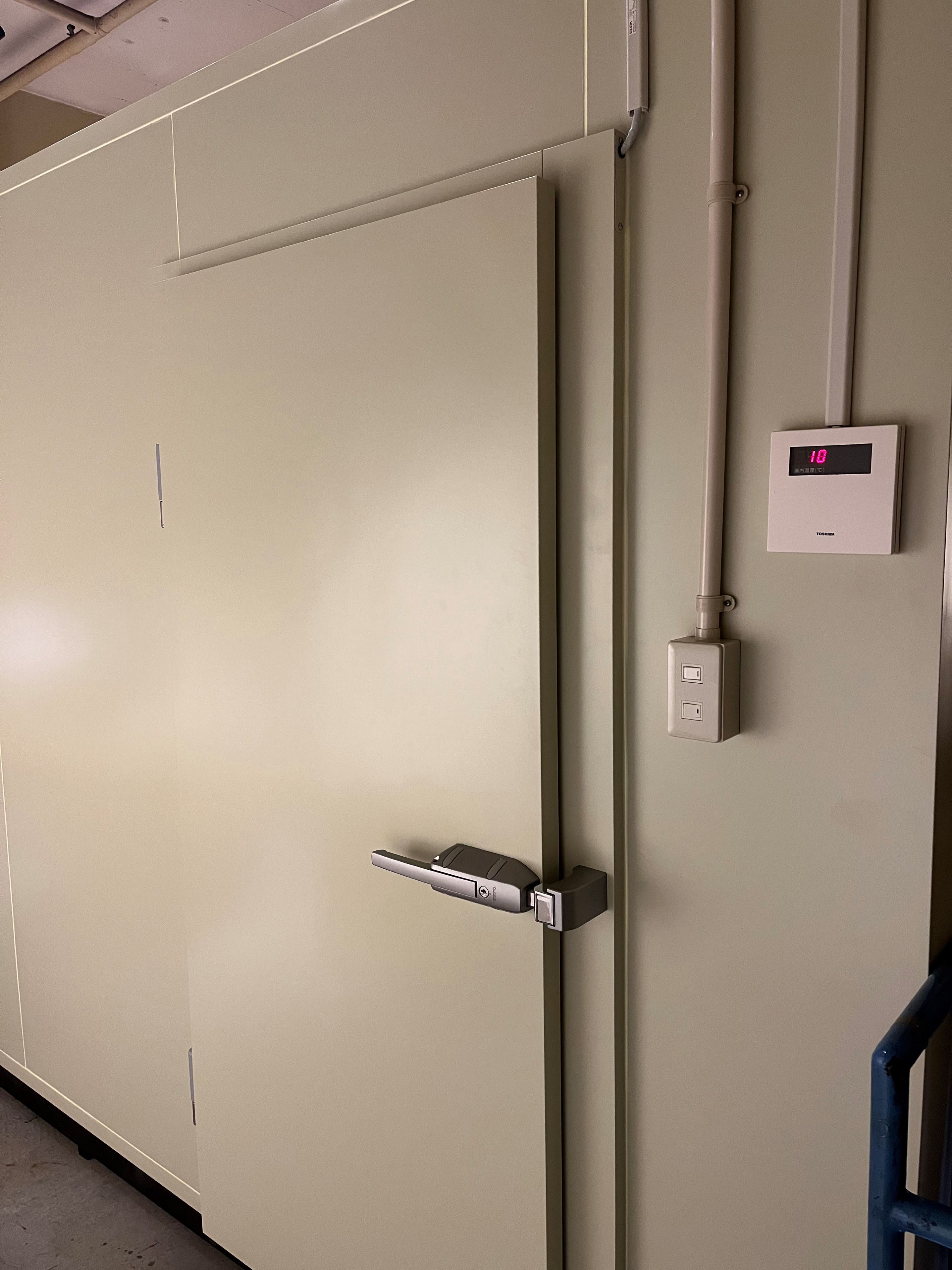 ダグラスレインオールドパティキュラーバルブレア10年2011700ml 箱付