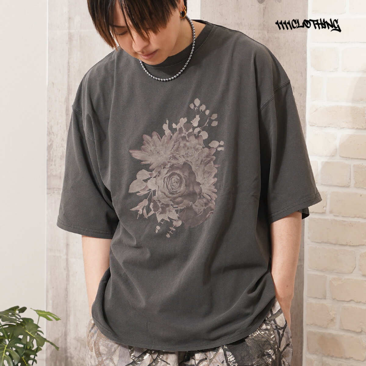 【boohoo】オーバーサイズ 半袖 クルーネック 花柄 Tシャツ 楽天市場】ビッグtシャツ(柄花・植物)の通販