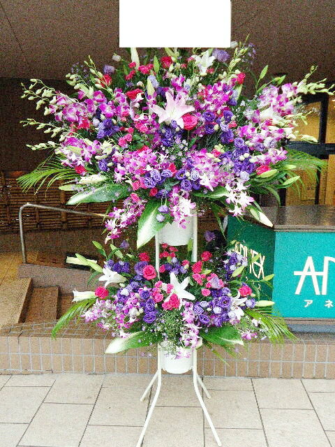 ピンク＆パープル系　スタンド花2段　RT-ST2-2089　御祝・開店・誕生日・お礼・ショールーム・モデルル..
