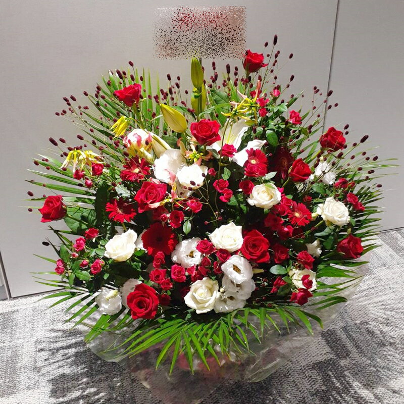 全国配送可能！　レッドホワイト系　アレンジメント　rtar044　御祝・開店・誕生日・お礼・ショールー..
