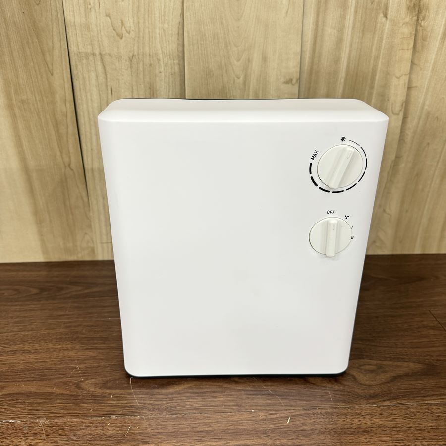 2Style壁掛けヒーター 1000W ダイヤモンドヘッド ROOMMATE RM-93A【新品】