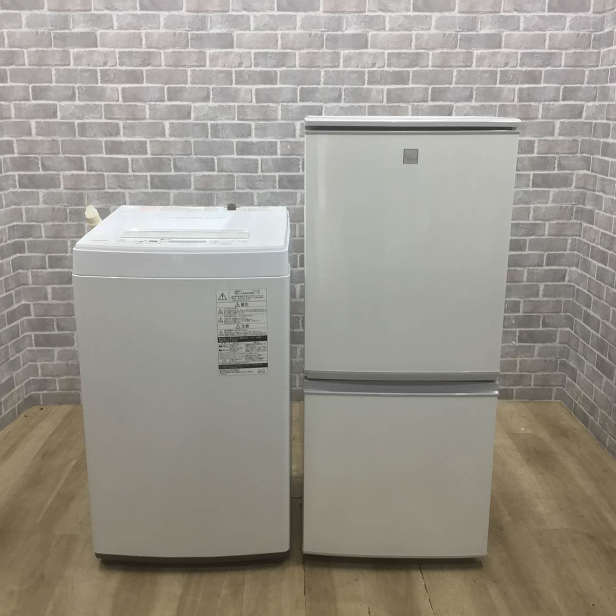 家電セット 2点セット シャープ 冷蔵庫 137L 東芝 洗濯機 4.5kg 【中古】