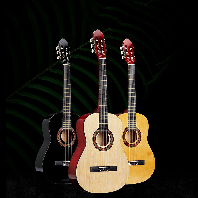 高品質：高品質の木材で作られたクラシックギターは、最高品質のダイナミックなサウンドと温かみのある音色を生み出します 4/4サイズ：トップ、ボディ、ネック：バスウッド ブリッジ：ローズウッド、指板：メープル ストリングス：6本の軽量ナイロンストリングス、カラー：ナチュラル