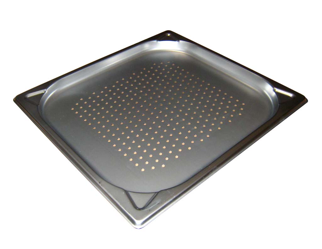 ●サイズ354×325(mm)●内寸深さ：20(mm)穴径：φ3.5(mm)●重量：590g●容量：1.7L●板厚：0.7(mm)●材質18-8ステンレス●大きめのゆるいコーナーで、汚れがたまりにくく、洗浄しやすくなっています。●他にないアンチジャムシステム！！特殊構造で、はまり込みを防ぎ、更に強度UP。もしはまり込んでも外し易い。※商品画像はメーカー提供の代表画像を使用しております。複数掲載の画像でも、単品販売の場合がございます。サイズ・カラー・型番・付属品等は商品名・商品説明欄をご確認ください。※製造時期により、パッケージや商品の規格が異なる場合がございます。予めご了承ください。ご不明点などございましたらいつでもお気軽にお問い合わせくださいませ。