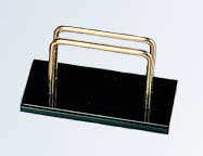 ●型番：BS-104●サイズ130×65×H70(mm)ホールド幅：15(mm)※商品画像はメーカー提供の代表画像を使用しております。複数掲載の画像でも、単品販売の場合がございます。サイズ・カラー・型番・付属品等は商品名・商品説明欄をご確認ください。※製造時期により、パッケージや商品の規格が異なる場合がございます。予めご了承ください。ご不明点などございましたらいつでもお気軽にお問い合わせくださいませ。