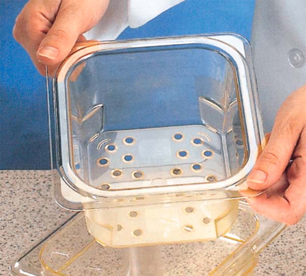 Trays - キャンブロ コランダーホットパン 15CLRHP(150) 業務用 2471920