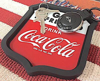 アメリカン雑貨 コカコーラ グッズ RUBBER TRAY ラバートレイ Coca Cola GO キーケース 小銭入れ 小物入れ カー用品 車 アクセサリー