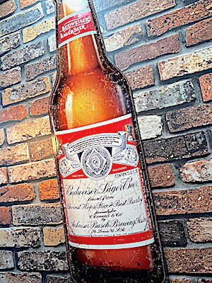 BIG 看板 アメリカン雑貨 ダイカット メタルサイン BUDWEISER BOTTLE 1918 パブ バー グッズ 店舗 ガレージ ディスプレイ バドワイザー ビール