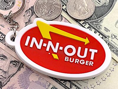 アメリカン雑貨 ラバーキーホルダー キーチェーン IN-N OUT BURGER インアウトバーガー ハンバーガー