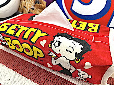 ベティちゃん グッズ アメリカン雑貨 ループ付き壁掛けティッシュボックス Betty Boop KISS RED ティッシュケース カー用品 車用