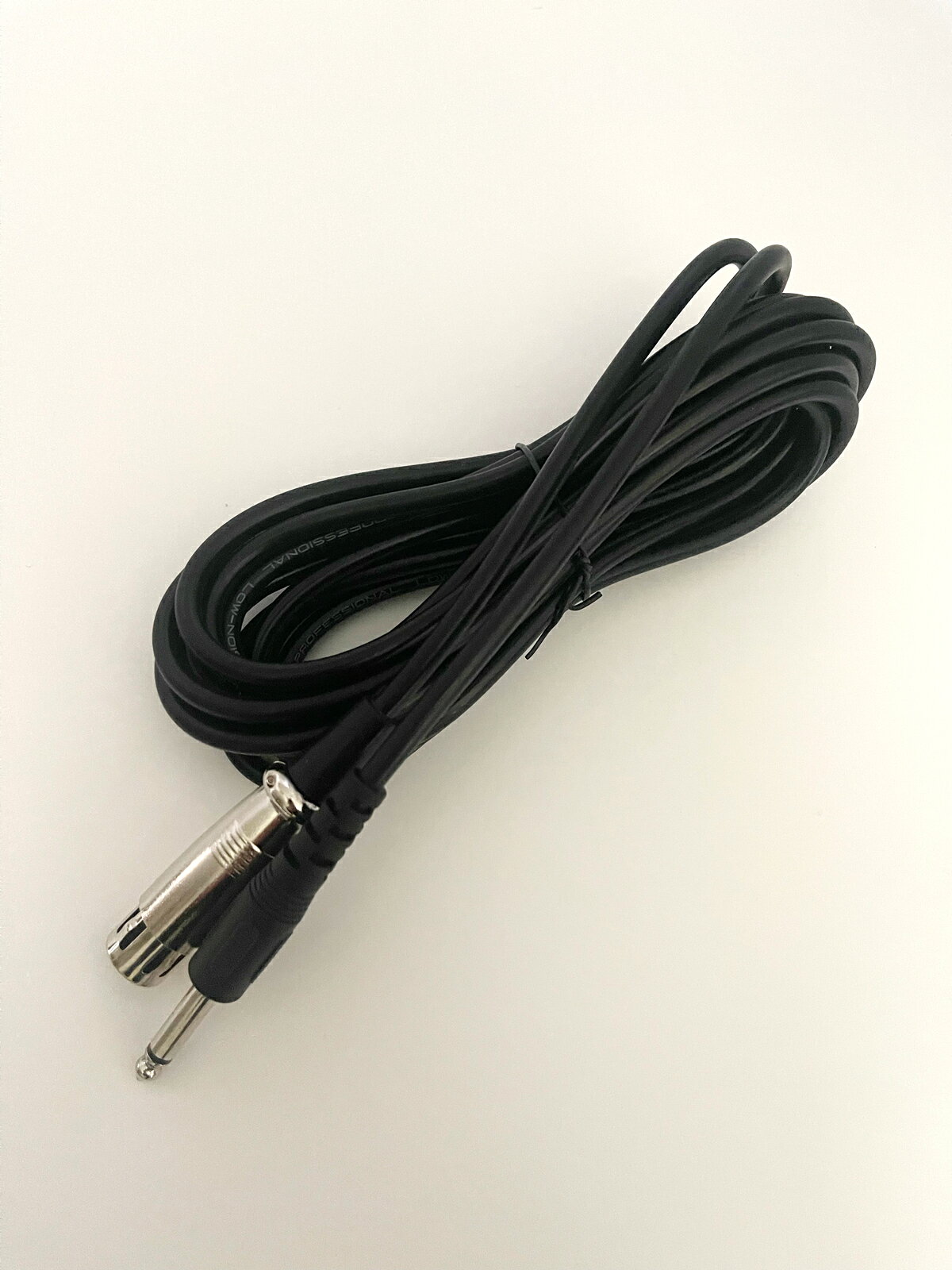 ジュークボックスの【カラオケマイマイク】PM-100 コード付きマイク 5m｜アングル2
