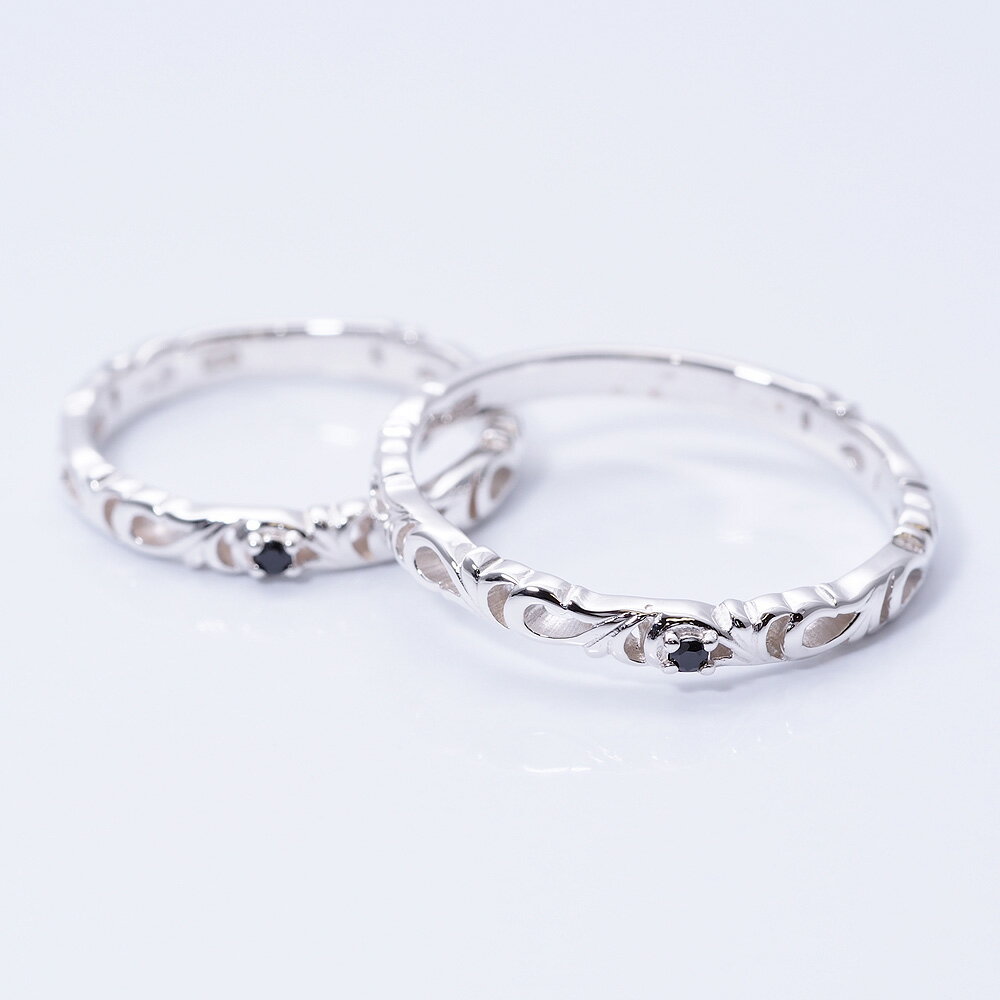 送料込み 選べる14サイズ アラベスク柄がおしゃれなリング ペアリング 指輪 かっこいい 個性的 シルバーリング 透かし お揃い シルバー ブラック おしゃれ ...