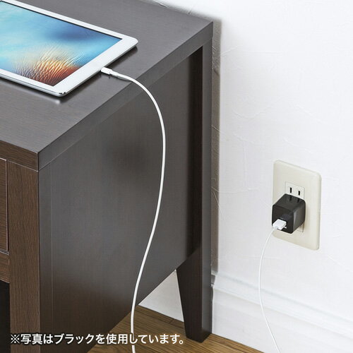 【クーポン配布中】【5個セット】 サンワサプライ USB充電器(2ポート・合計2.4A・ホワイト) ACA-IP44WX5