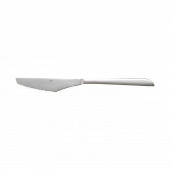 ピッツァを美味しく楽しむために作られたナイフです。※北海道・沖縄・離島は別途送料を頂きます。ご了承ください。※商品のデザインや仕様等は予告なく変更される場合がございます。サイズ全長:205mm、最大幅:23mm個装サイズ：21×25×23cm重量個装重量：11020g素材・材質ステンレス仕様食洗機使用可生産国イタリアfk094igrjs