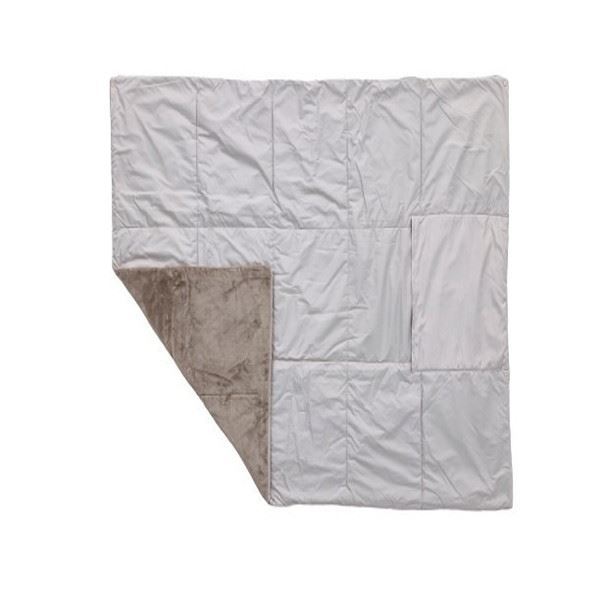 楽天インテリアの壱番館【ポイント20倍】ひざ掛け 約60×85cm グレーベージュ 吸湿発熱 撥水 抗菌 防臭 防ダニ コンパクト収納 超軽量 カポック綿 あったか アウトドア