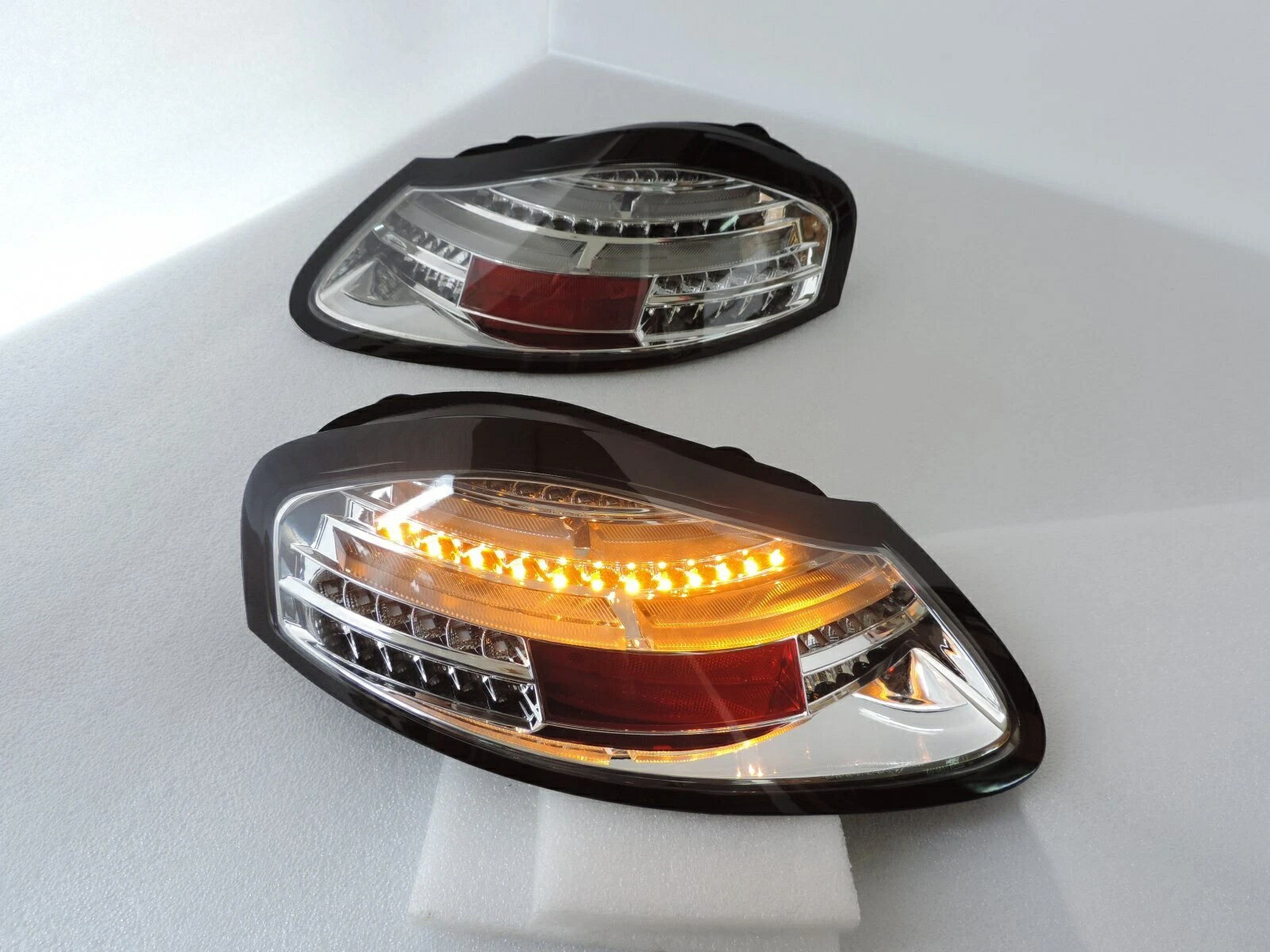 ポルシェ 986 ボクスター '96～'04 クリアレンズ クリヤ フルLED シーケンシャル/流れるウインカー テールライト/ランプ 左右2点セット 未使用 送料無料