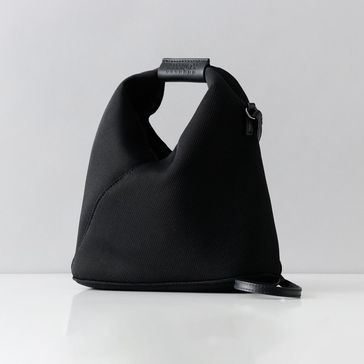 乐天商城 - エムエムシックス メゾン マルジェラ MM6 MAISON MARGIELA ショルダーバッグ ブラック BLACK バッグ ジャパニーズ クロスボディ ななめがけ ブランド 高級 エムエム6 SB6WD0026 P6414 T8013 JAPANESE ユニセックス メンズ レディース