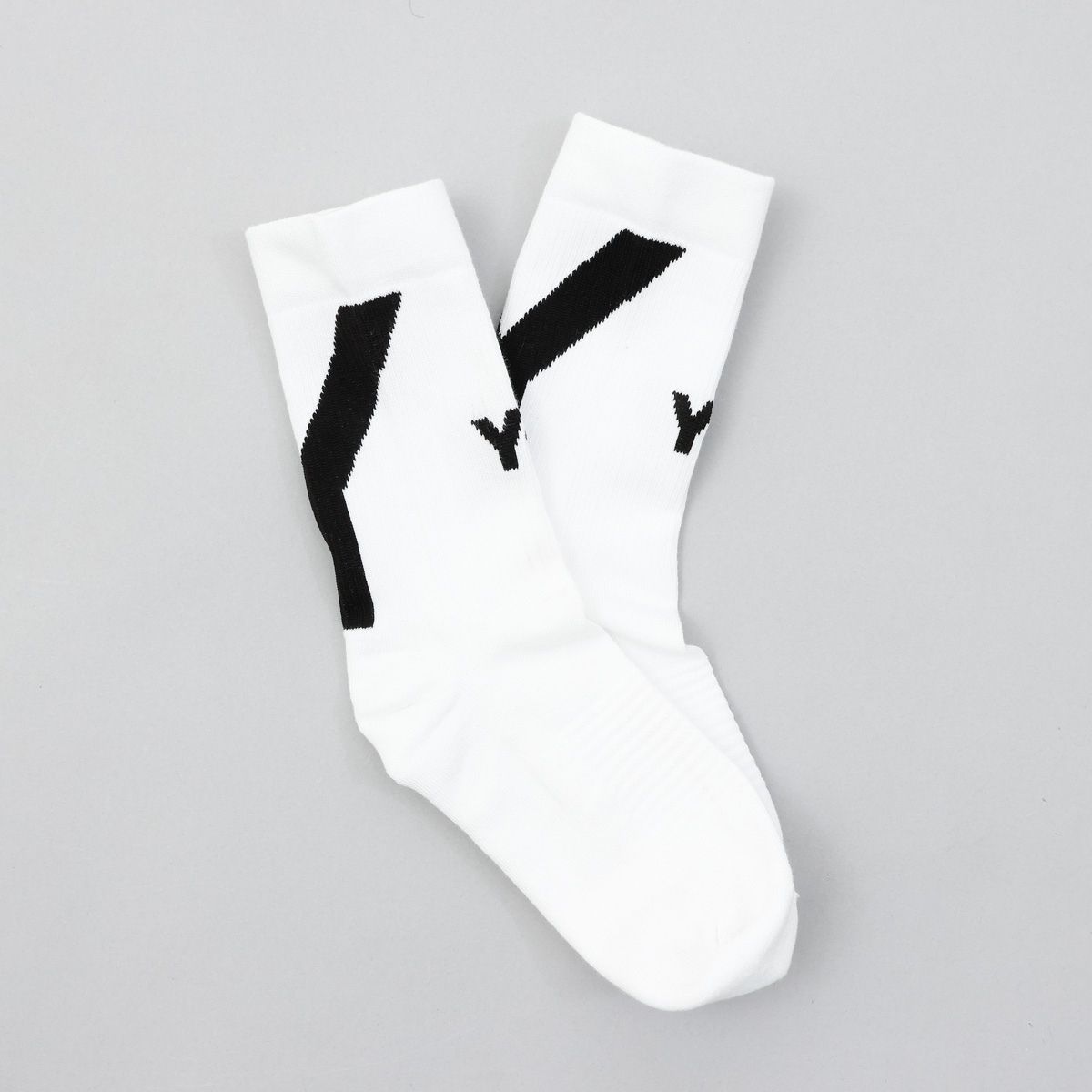 ワイスリー Y-3 ソックス ホワイト HZ4268 WHITE 靴下 くつした ロゴ M/Lサイズ メンズのサムネイル