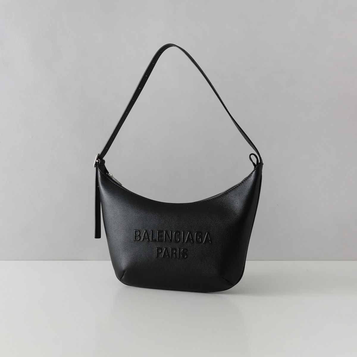 ショルダーバッグ 【5/10限定！2人に1人が当選★エントリーで最大100％ポイントバック】バレンシアガ BALENCIAGA ショルダーバッグ バッグ スリングバッグ ショルダー レザー ミニバッグ エンボスロゴ 人気ブランド 人気 ブラック BLACK 1000 2AAID 771733 MARY-KATE SLING BAG レディース