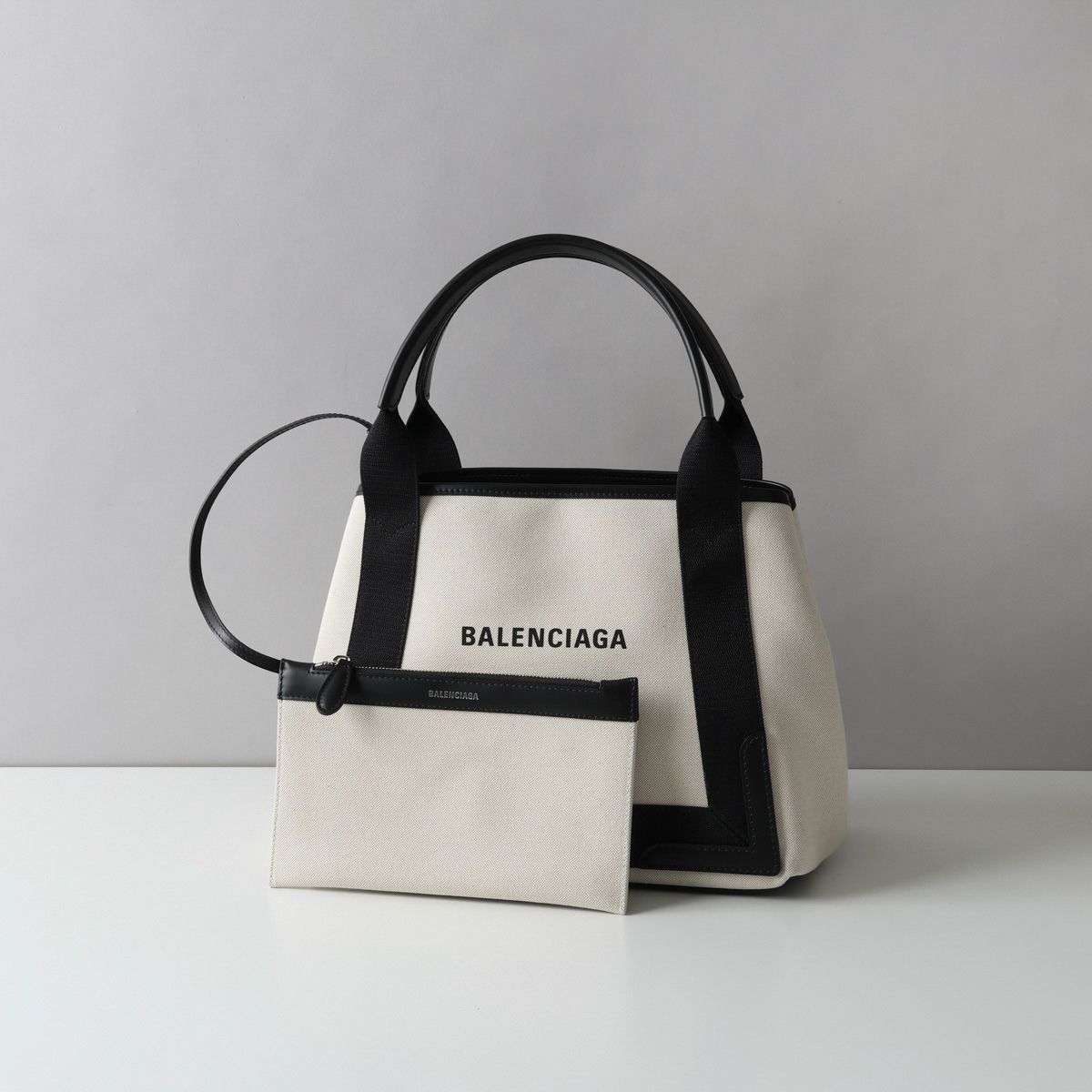 バレンシアガ BALENCIAGA トートバッグ NAVY CABAS S レディース ポーチ付き ホワイト 339933 2HH3N 9260 NATURAL/ BLACK