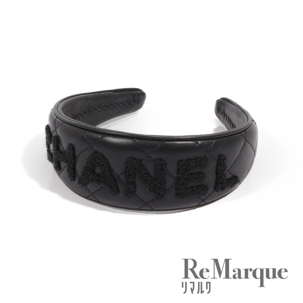 CHANEL（シャネル）ロゴ カチューシャ ラムスキン マトラッセ ブラック レディース【中古】【程度Aランク】のサムネイル