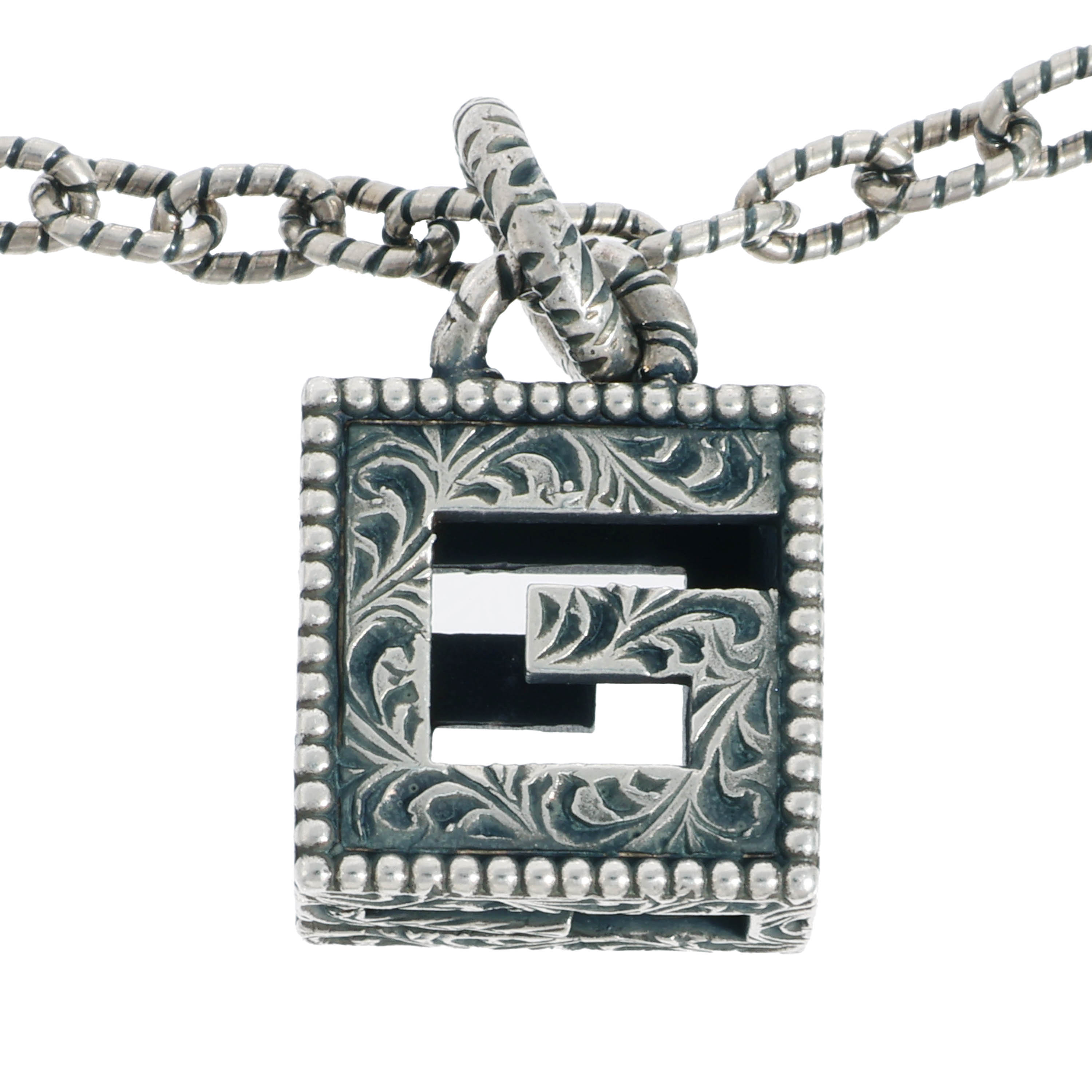 GUCCI（グッチ）スクエアG Gキューブ ネックレス シルバー Ag925 ペンダント メンズ レディース ユニセックス【中古】【程度Aランク】